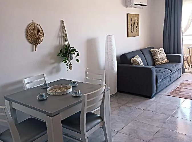 Cozy Da Rocha Apartment